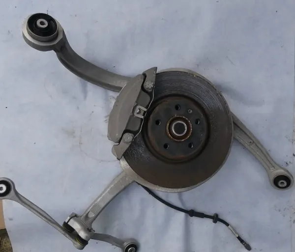 AUDI A6 4G C7 Sospensione Anteriore 4G0407241D 4G0407242D image 8