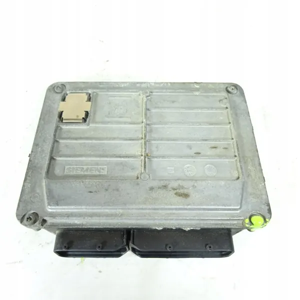 SKODA FABIA I 1.4B Unidade de Controle do Motor 047906033C image 3