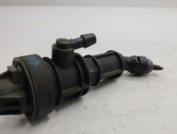 OEM MN100486 Kopplingsslavcylinder för Peugeot 4007 image 6
