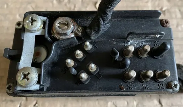 Relämoduuli Mercedes W202 0185457232 image 5