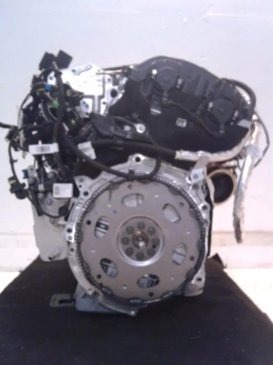 BMW B48B20B Moottori Uusi OEM B38A15B image 2