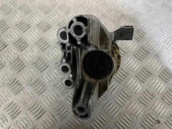 Lancia Moottorin Kiinnike OEM 51796829 Delta III 1.6 JTD image 9