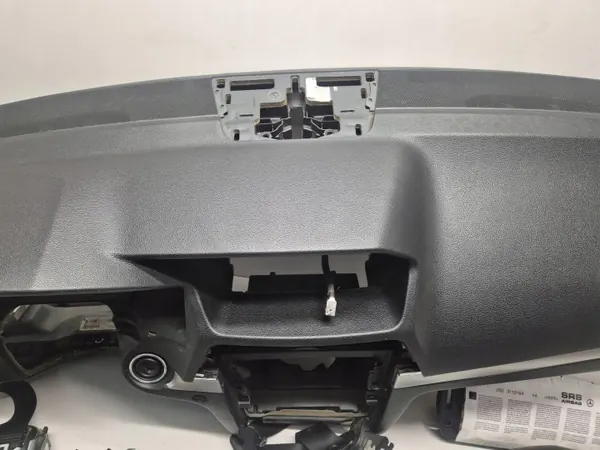 OEM AYN7244 Dashboard Airbag Mercedes E W207 image 3