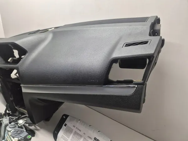OEM AYN7244 Dashboard Airbag Mercedes E W207 image 9