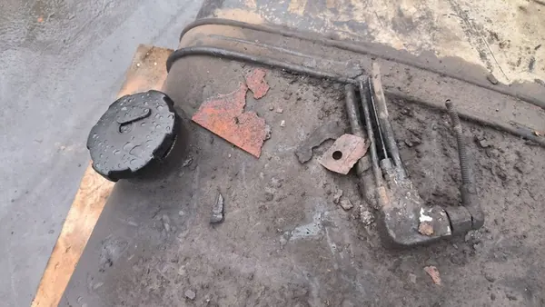 Montage de réservoir de carburant MAN TGA TGX TGS image 2