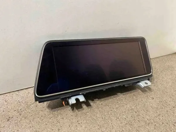 Lexus RX navigointinäyttö OEM 4688000800 - Käytetty image 5