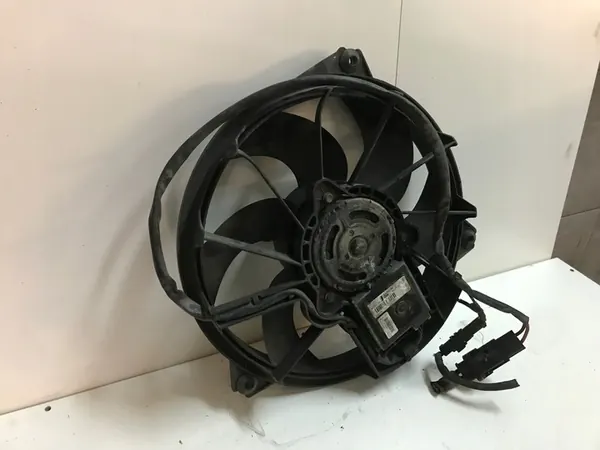 Jäähdyttimen Tuuletin Peugeot 407 2.2HDI OEM 9400034-05 image 5