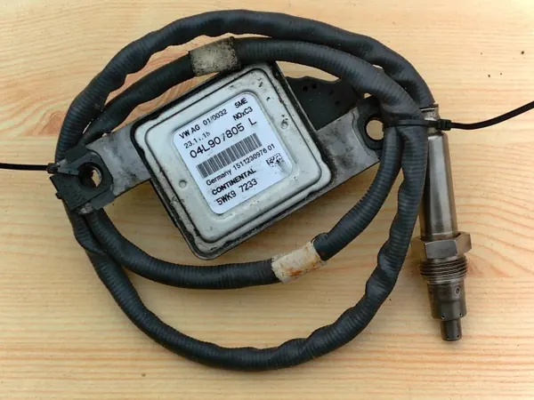 Lambda-sensor OEM 04L907805L för VW Audi Skoda image 2