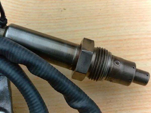 Lambda-sensor OEM 04L907805L för VW Audi Skoda image 4