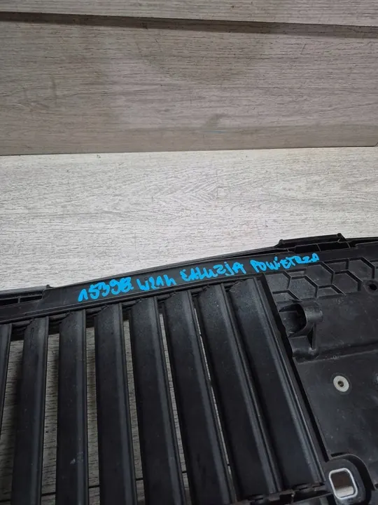 Grille de Ventilation Mercedes W214 A2145000000 image 9