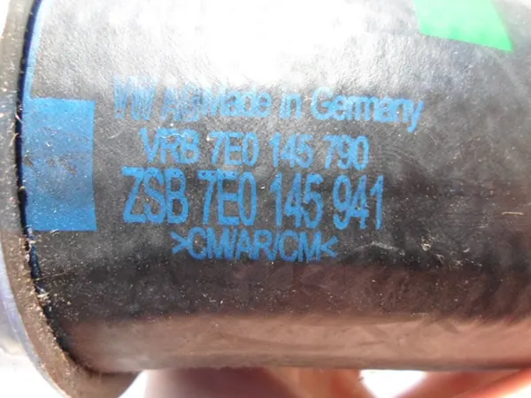 VW T6 2.0 TDI Ladeluftkühlerrohr 7E0145790 image 2