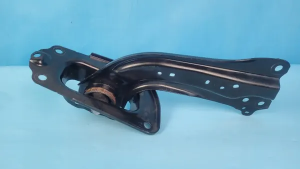 SUZUKI SWACE 1.8 HYBRID Braço Esquerdo Traseiro OEM image 4