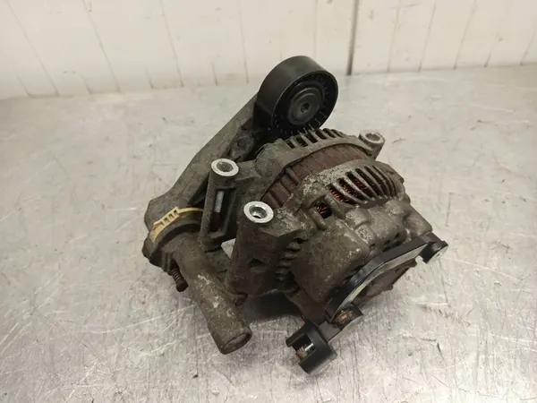 Alternador Peugeot 308 OE V75769568002 image 3