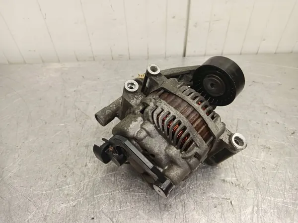 Alternador Peugeot 308 OE V75769568002 image 4