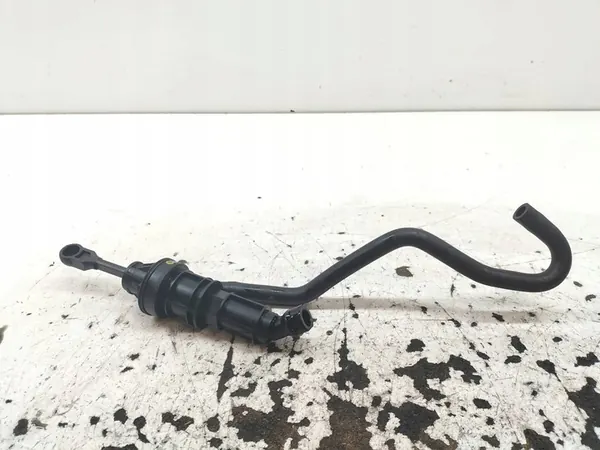 Cylindre émetteur d'embrayage Mitsubishi Outlander II (2005-2013) OEM image 3