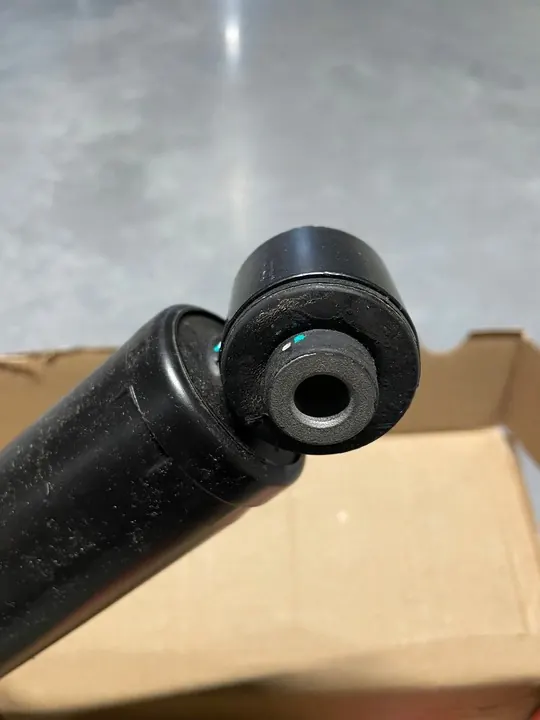 Amortizzatore TRW JGT1090T image 3