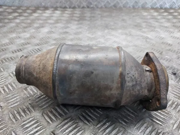 OEM KATALIZATOR PEŁEN ZAMIENNIK VW Golf III 1.9 D image 3