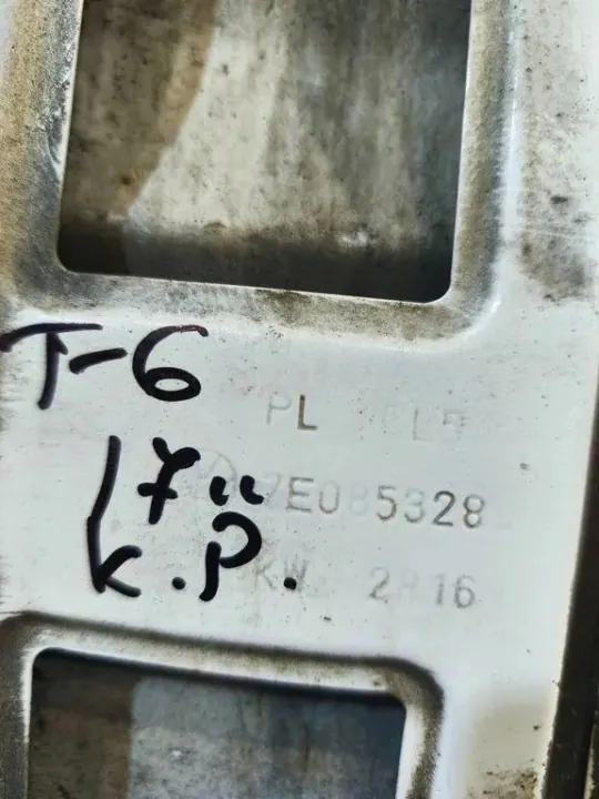 Trappe de réservoir OEM 7E085328 pour VW Transporter T6 image 6