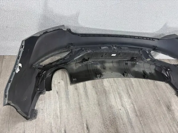 Spoiler OEM 86612-G4AA0 para Hyundai i30 Fastback image 10