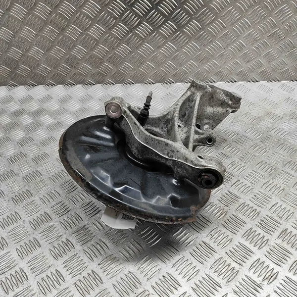 Skoda Superb B8 (3V) 2018 Mozzo ruota posteriore sinistro image 6