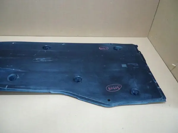OEM 3Q0825201H Linker onderkastbeschermer VW Passat B8 image 3