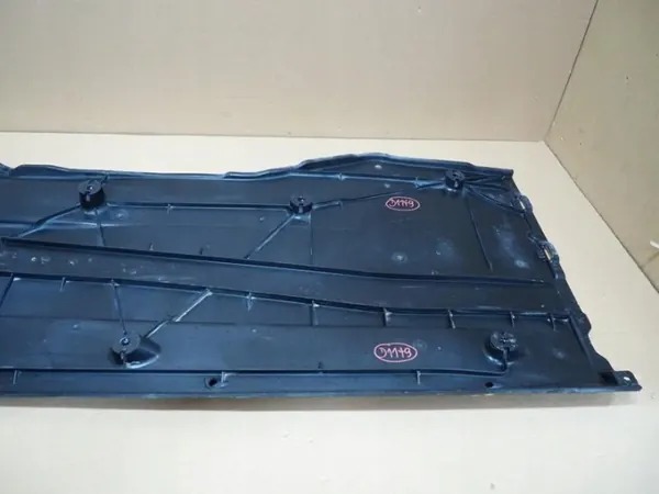 OEM 3Q0825201H Linker onderkastbeschermer VW Passat B8 image 5