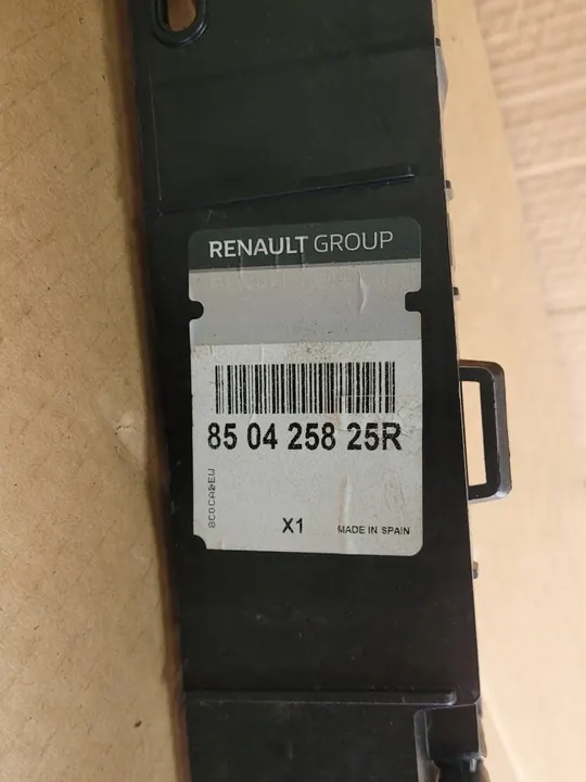 Suporte de para-choque traseiro Renault Captur I 850425825R image 3
