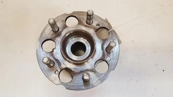 Honda CR-V Achterwielager OEM 42200STK951 image 4