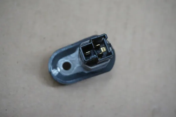 Contacteur de Porte Nissan PATROL GU4 Pièce OEM image 3