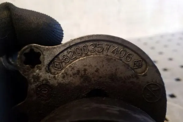 Tensor de cinturón Nissan X-Trail 8200357406 image 2