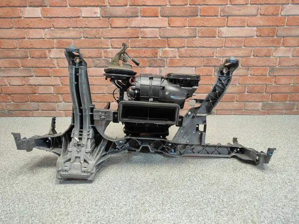 Verwarmingsblazer Frame BMW i3 OEM 9265944 Gebruikt image 2