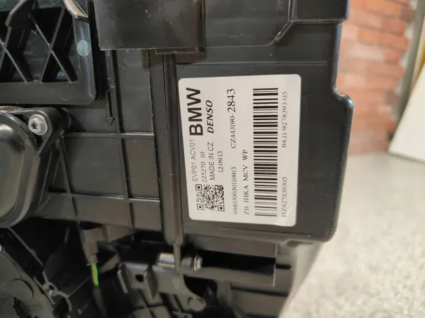 Verwarmingsblazer Frame BMW i3 OEM 9265944 Gebruikt image 8