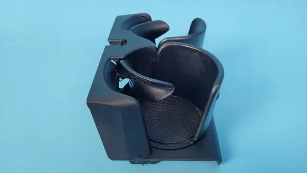 Mercedes EQE 350+ Getränkehalter OEM A2978109000 image 7