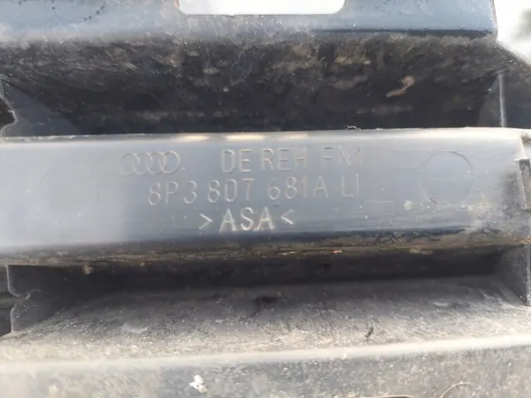 Grille de Pare-chocs Gauche Audi A3 8P OEM 8P3807681A image 4