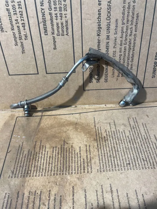 Gebrauchte Volkswagen Ölleitung für Passat B6 2009 image 2