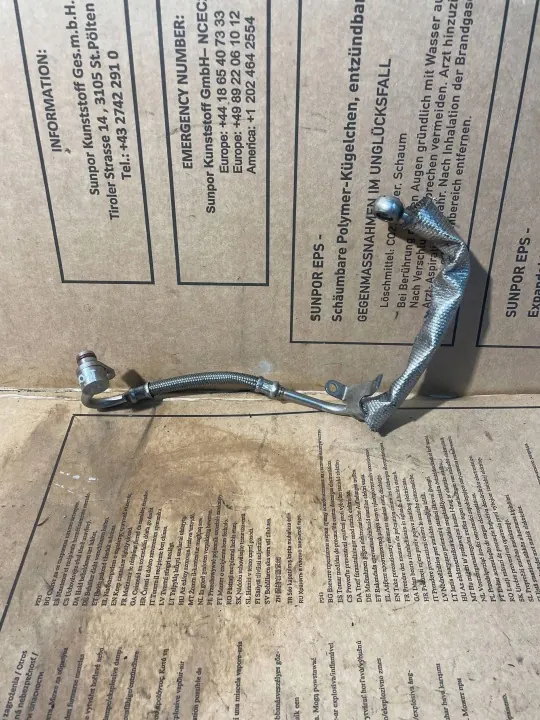 Gebrauchte Volkswagen Ölleitung für Passat B6 2009 image 3