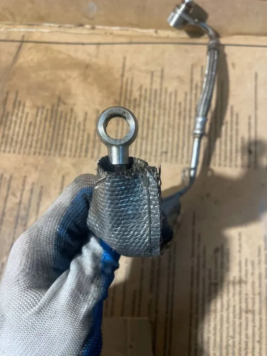 Gebrauchte Volkswagen Ölleitung für Passat B6 2009 image 4