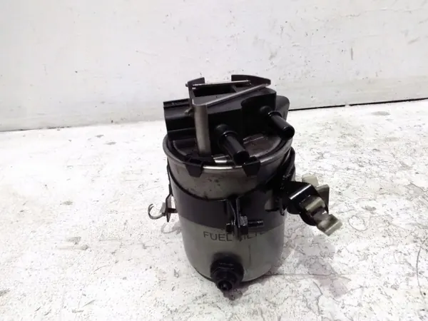 Fuel Filter Nissan Qashqai 2012 Used image 2