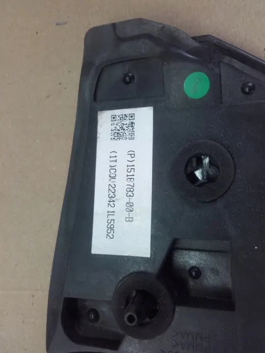 Refletor traseiro direito Tesla OEM 1715105-00-B image 3