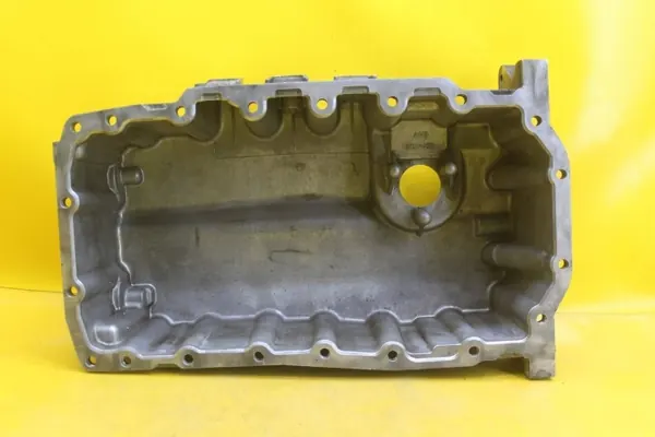 Oljepanna OEM 03G103603 för VW Passat B6 2.0 TDI image 9