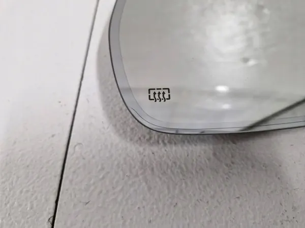 Insert Miroir Alfa Romeo Stelvio OEM HGF5F6GHUJI image 3