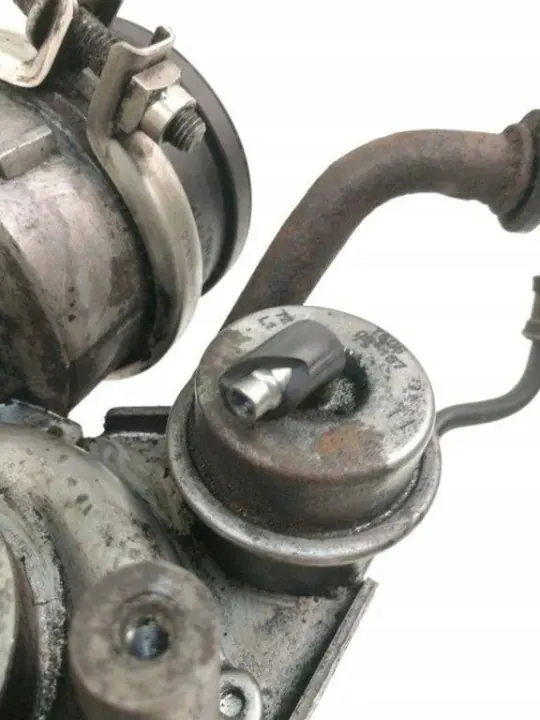 Mercedes-Benz Turbo OEM A6400901780 - Begagnad image 5