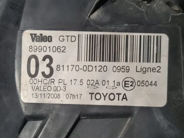 Faros derecho Toyota Yaris II image 2