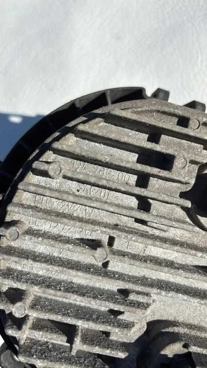 Farol Halogéneo Mini OE OEM 19478200 Direito Dianteiro image 3