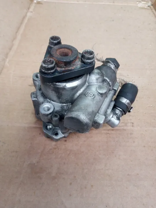 Stuurbekrachtigingspomp Audi A4 2.7 3.0 TDI image 4