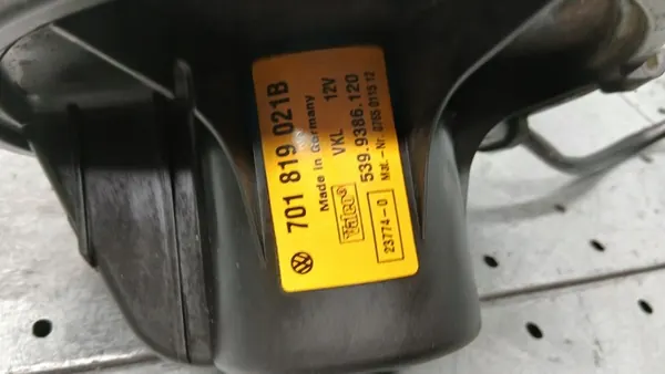 Ventilador de aquecimento VW T4 2.5TDI 00-03 701819021B image 4