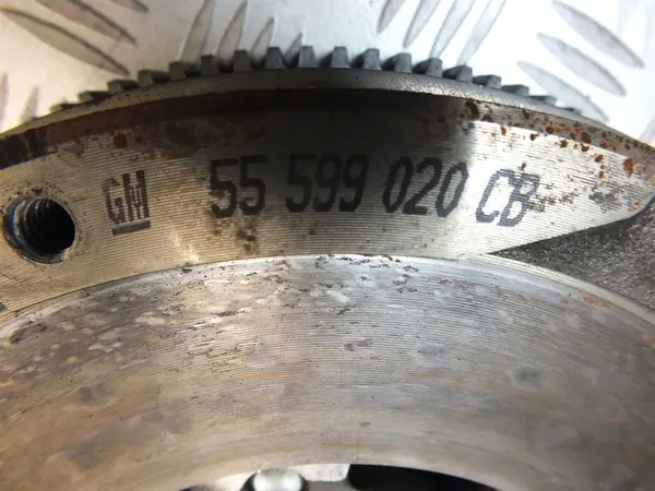 OPEL ZAFIRA C III Kaksimassavauhtipyörä 1.4 Turbo image 8