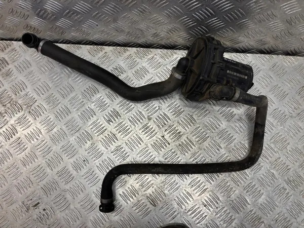 Pompe à air secondaire OEM 7505316 pour Range Rover L322 4.4 V8 image 2