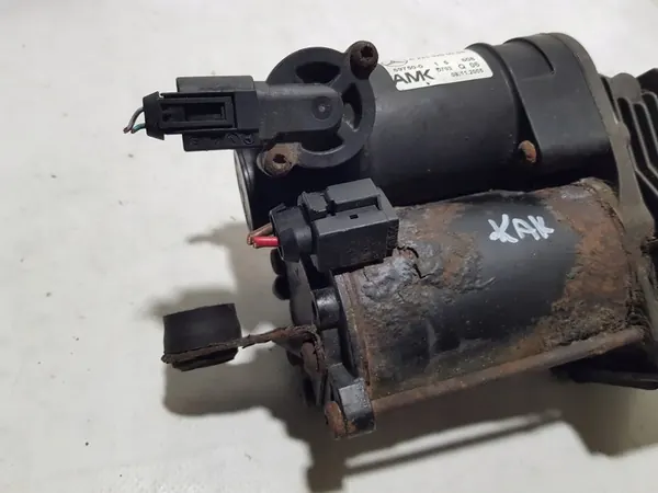 AIRMATIC Fjädringskompressor Mercedes W221 A2213200304 image 2