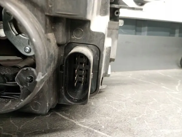 VW GOLF 6 VI 2008-2013 FAROL ESQUERDO image 8